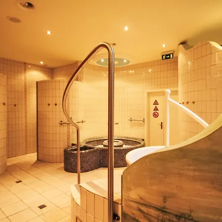 Chateau A-1 By Interhome דירה סאס פה